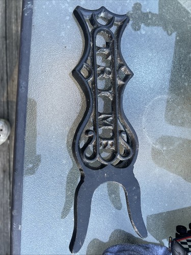 Cast iron boot jack - cast,